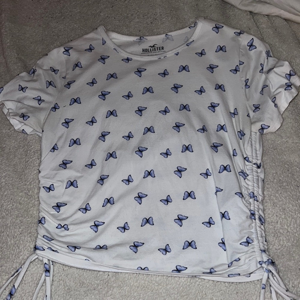 Hollister baby tee